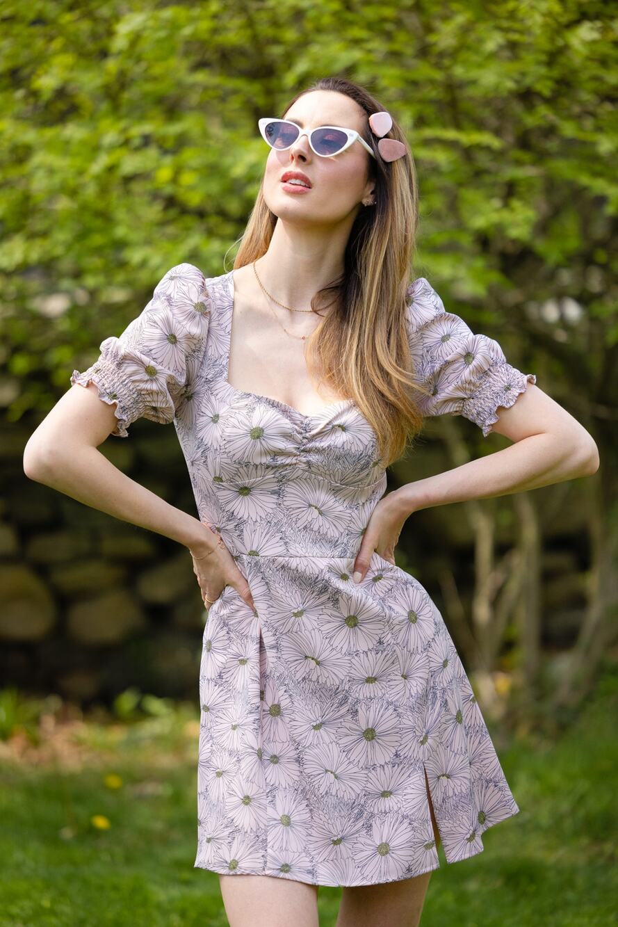 WAYF Beatrix pink daisy print short-sleeve mini dress sz S/ 2